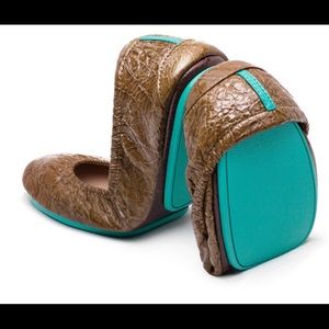 Sienna Brown Croc Tieks